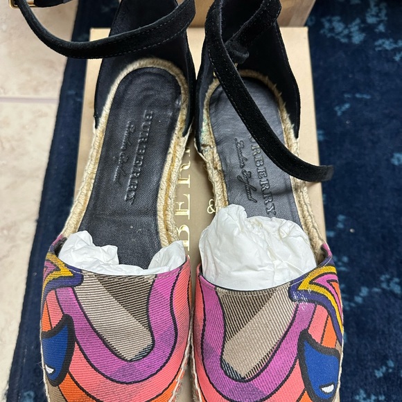 Burberry Espadrilles - Picture 3 of 11